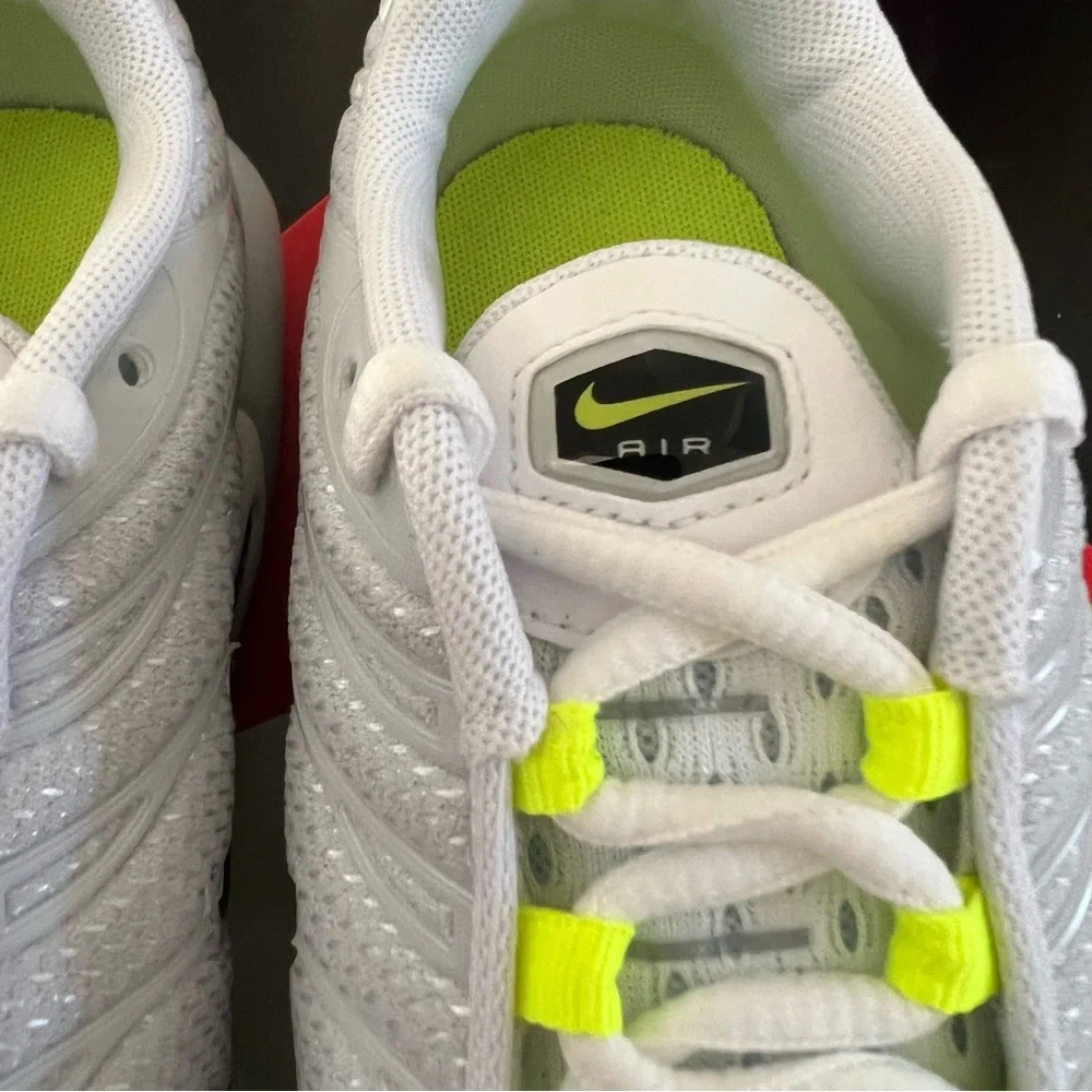 ✔️NIB✔️ NIKE Air Max Plus Retro Air Max Logo GS - Picture 8 of 12